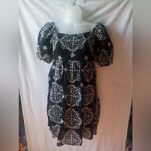 Black and White Puff-Sleeve Square-Neck Dress